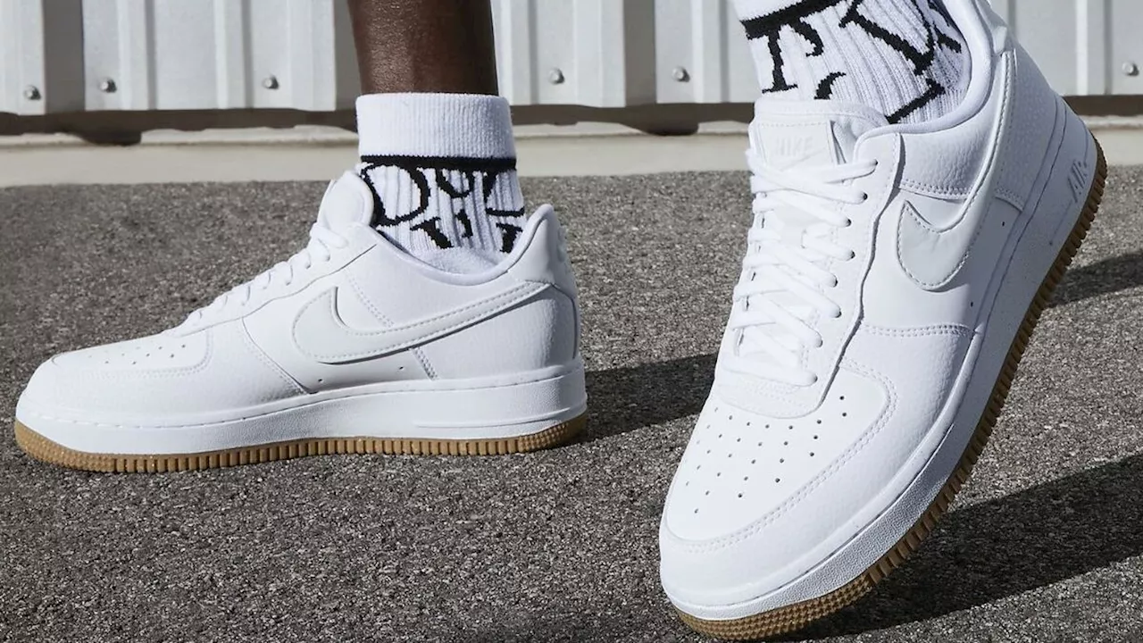 Nike Air Force 1 : 35% de réduction à saisir sur ces baskets blanches à la mode