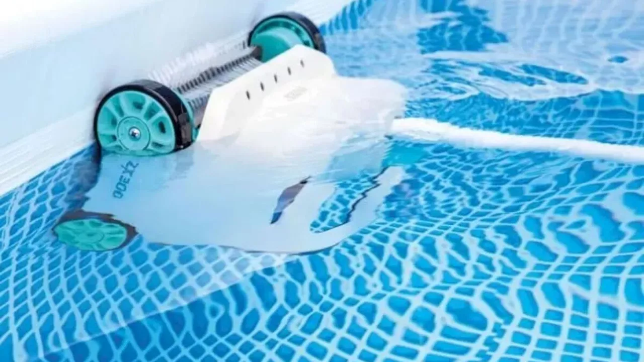 Offrez-vous un robot de piscine efficace grâce à cette offre renversante signée Cdiscount