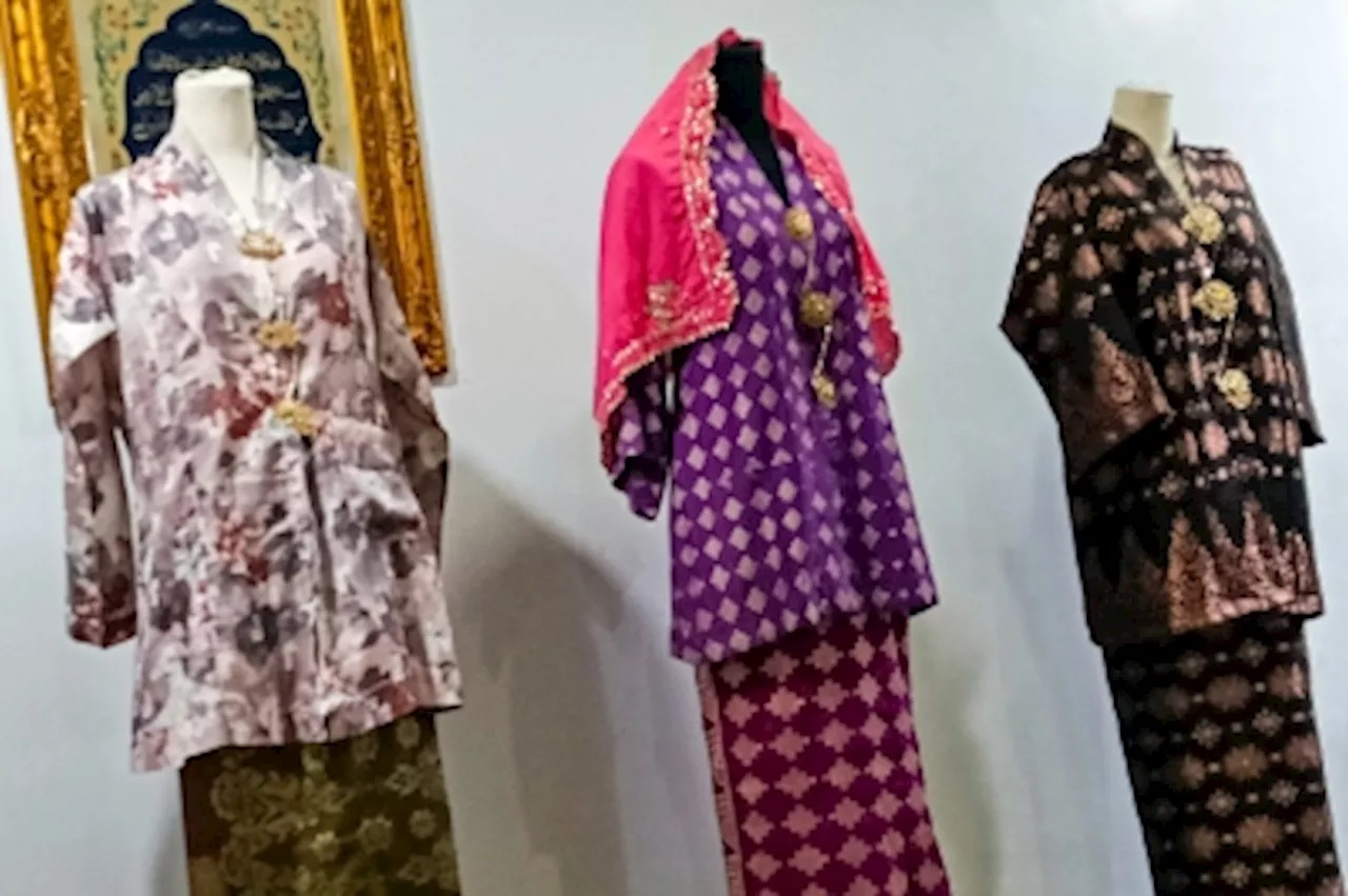 Kebaya Setengah Tiang: How this seamstress gets to present a Negeri Sembilan heritage to Dr Wan Azizah