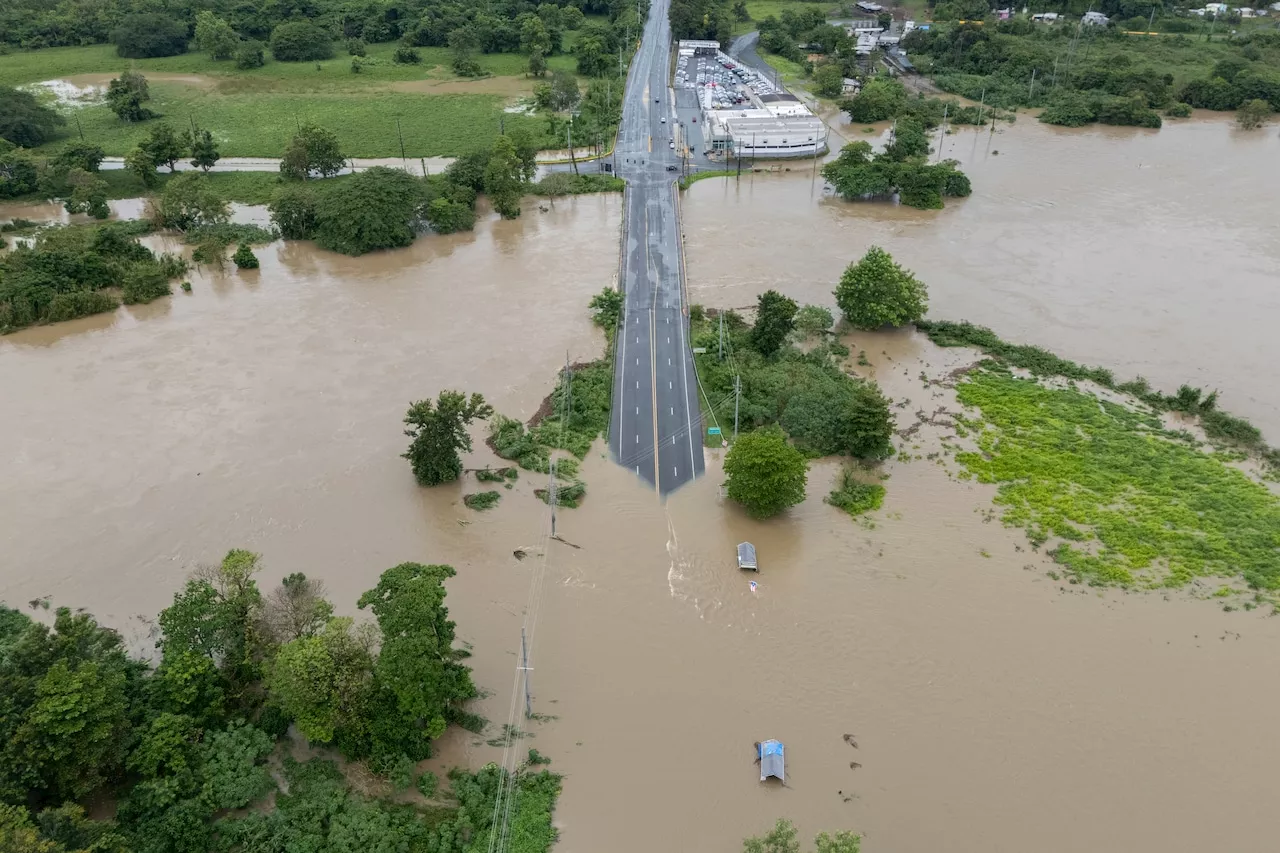 Tropical Storm Ernesto sends powerful swells, rip currents to US East Coast