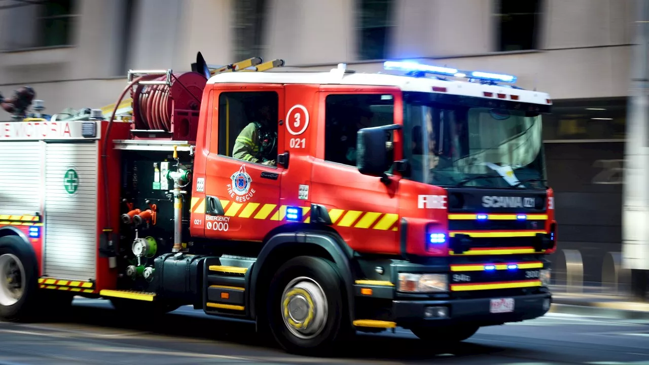 Two children hospitalised after suspicious Port Melbourne blaze