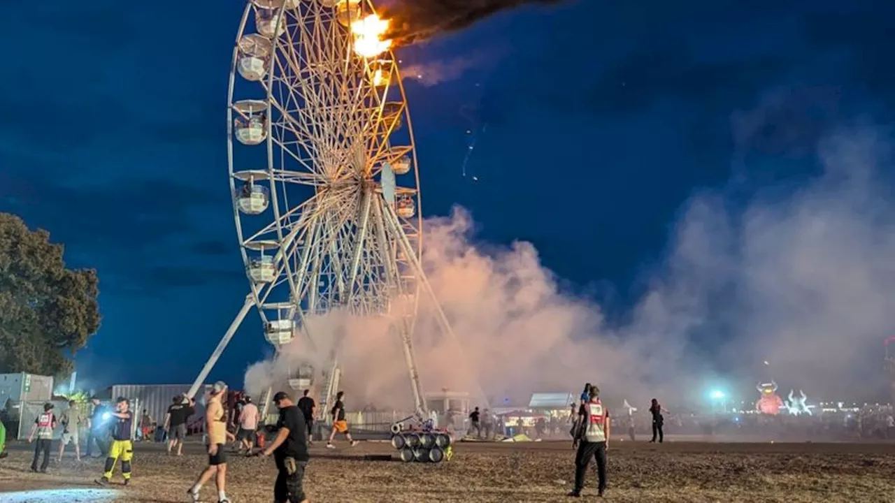 Highfield-Festival bei Leipzig: Riesenrad brennt auf Festival