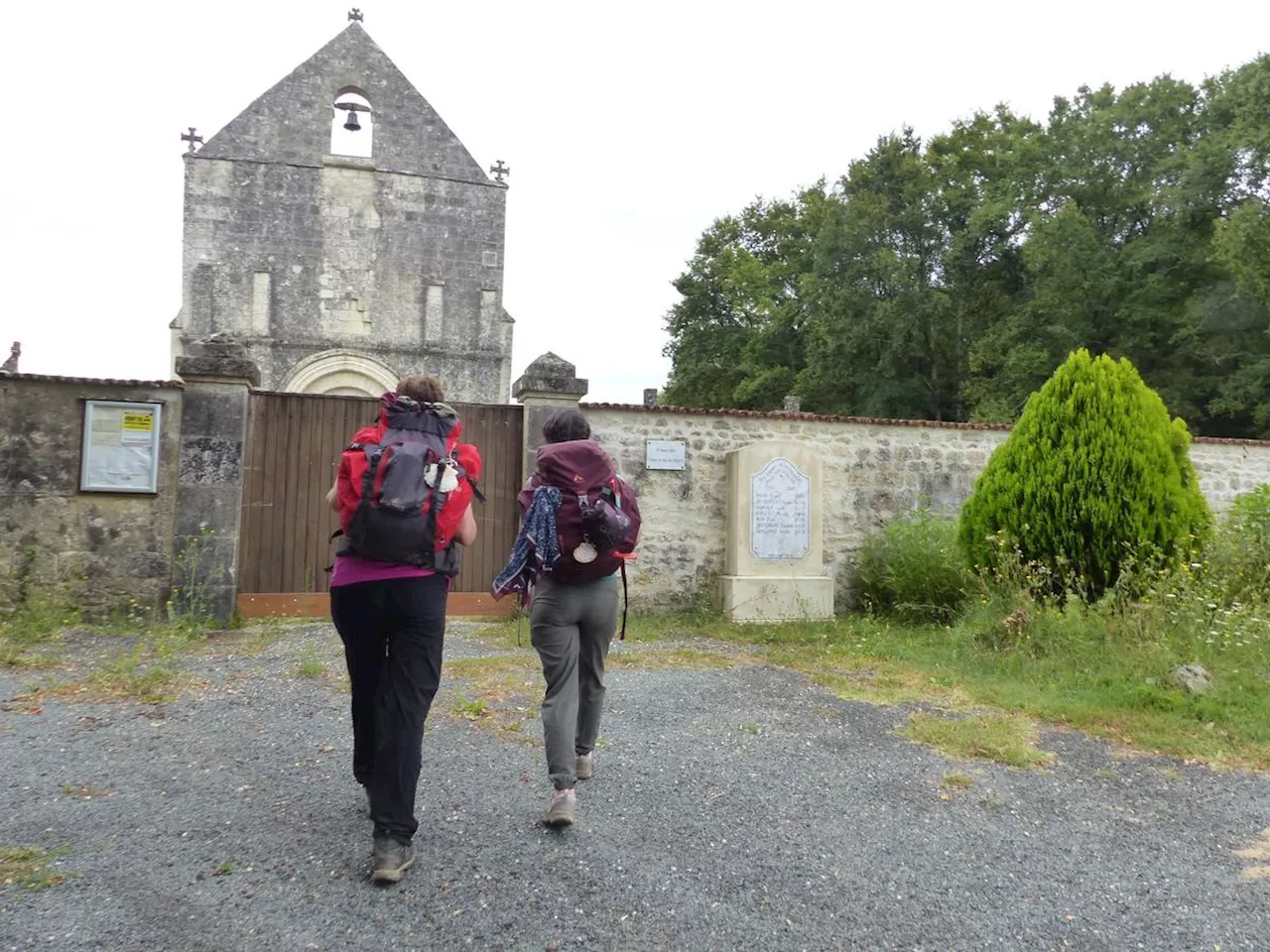 Sur le chemin saintongeais de Compostelle : tous les chemins mènent à Fontcouverte