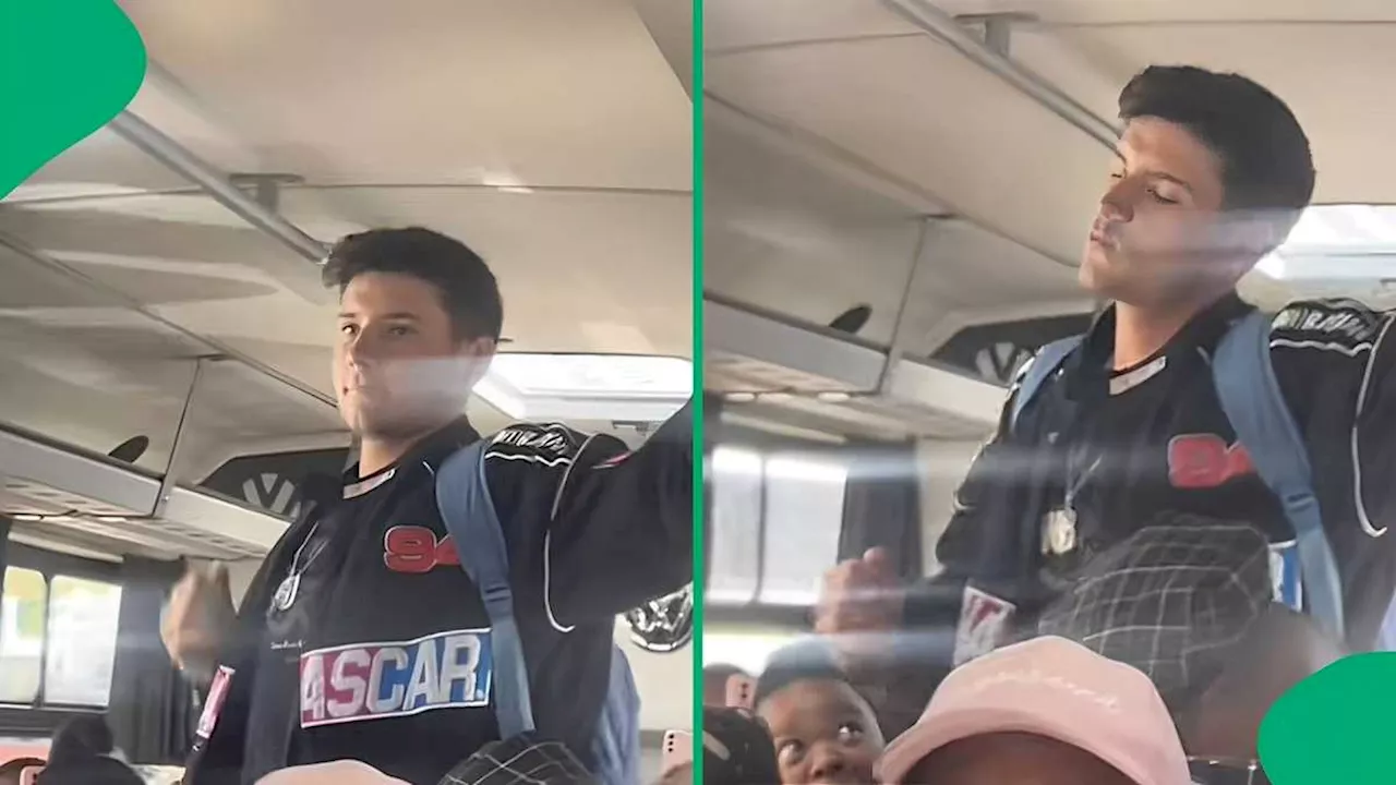 University of Johannesburg Student’s Epic Dance Moves on Bus Amuse Mzansi, Shares Video