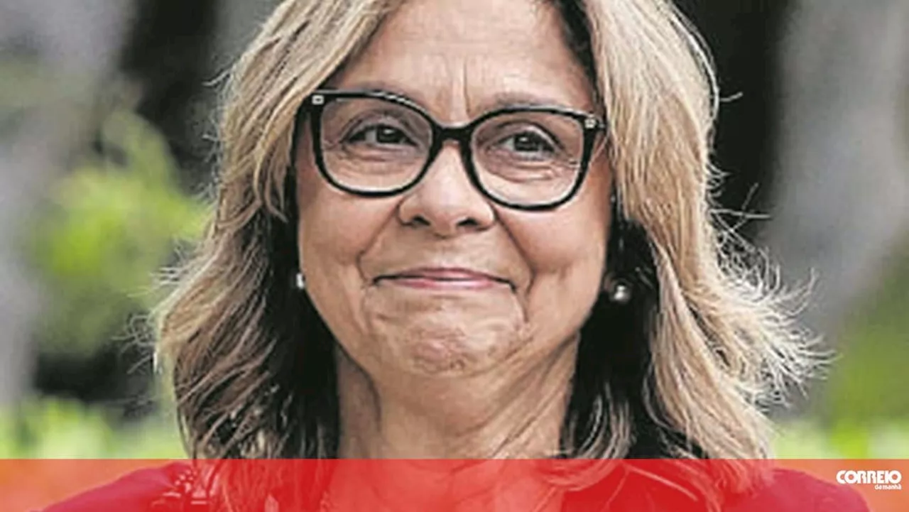 Ministra diz que solução para a Saúde não passa apenas 'por encerramentos ou concentrações'