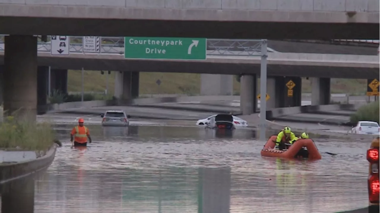 Occupants of 5 vehicles rescued from flooded Highway 410