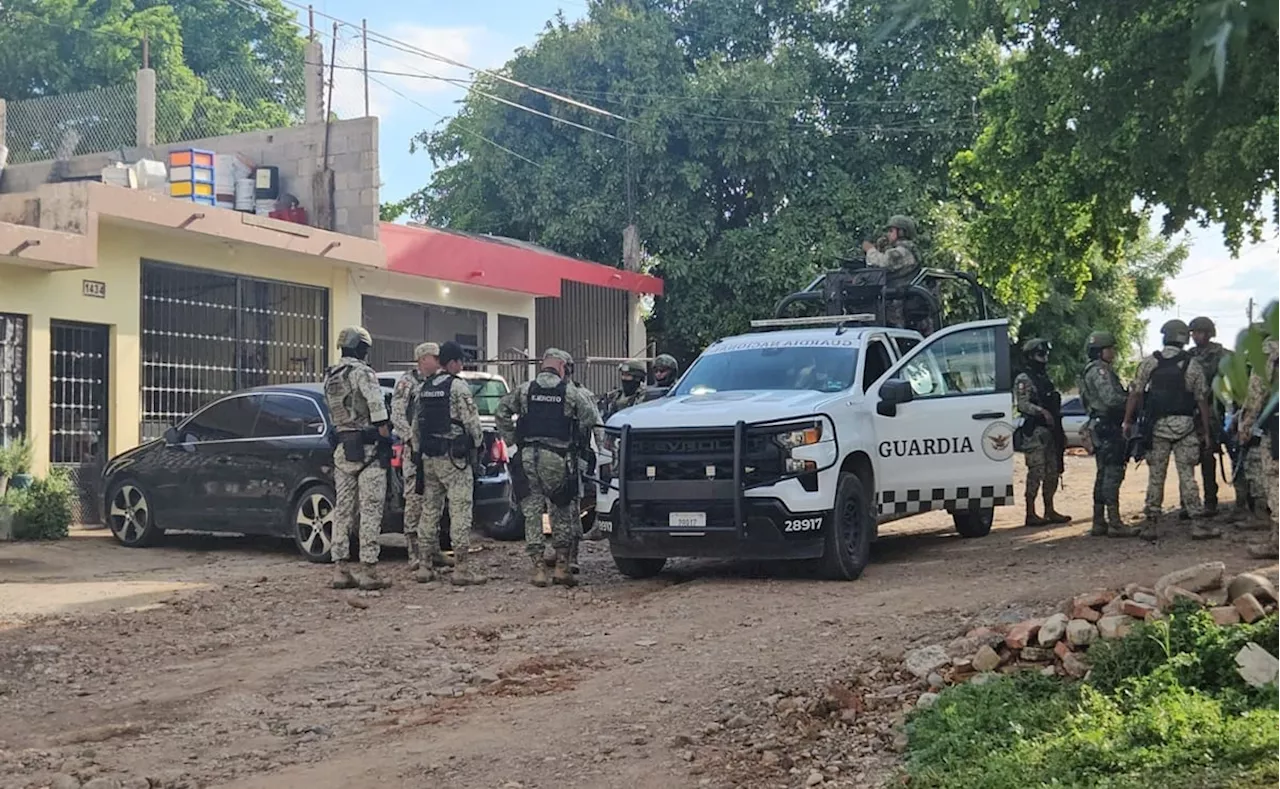 Operativo en Los Huizaches, Sinaloa; aseguran vehículos blindados, armas y granadas