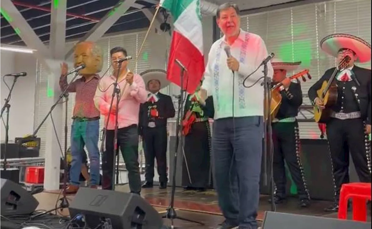 Reciben a Fernández Noroña con Mariachi y verbena en Nueva York