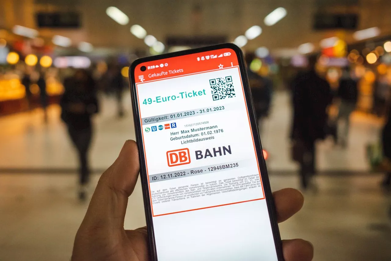 Deutschlandticket teurer: Experte verrät, was 2025 auf uns zukommt