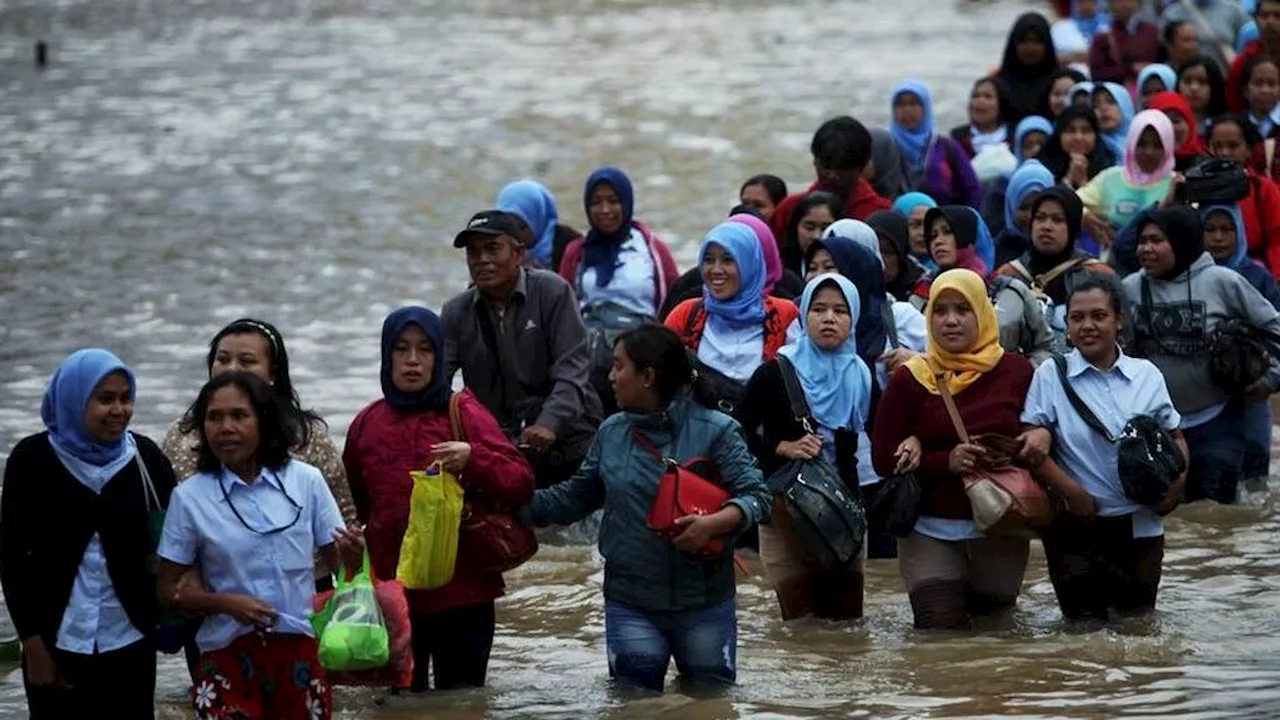 Buruh Mencari ”Daycare” Berkualitas dan Terjangkau