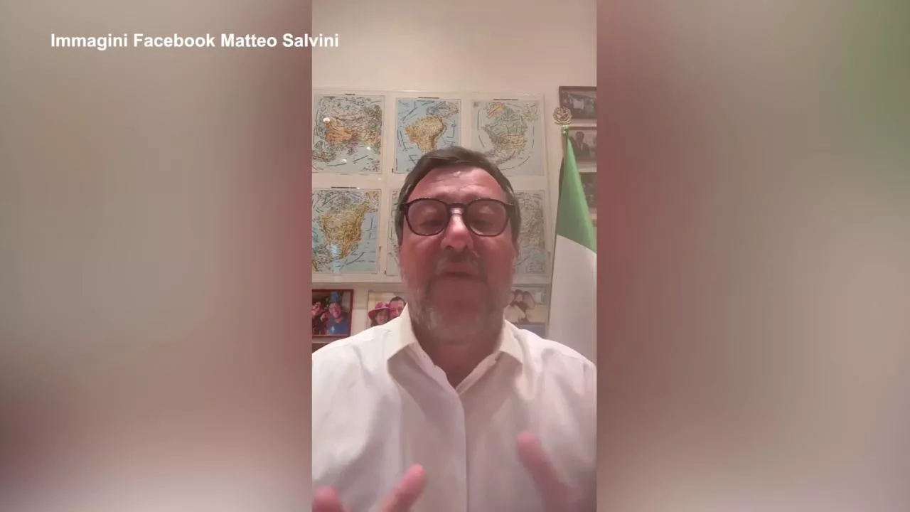 Salvini: 'Non esiste il partito di Vannacci, mettetevi il cuore in pace'