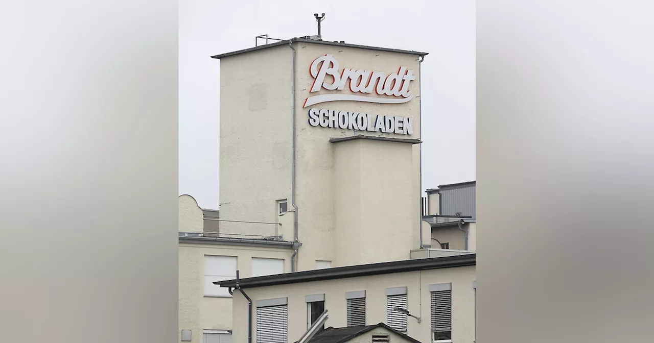 Papierlager in Landshuter Schokoladenfabrik brennt