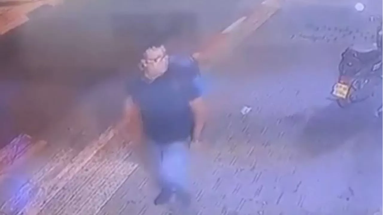 Un hombre con una mochila bomba explota en una calle de Tel Aviv