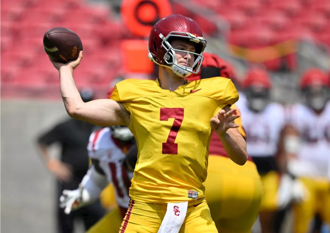 USC officially names Miller Moss its starting quarterback 