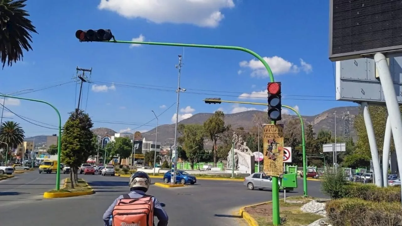 Semáforos retirados de Pachuca no irán a la basura, esto pasará con ellos