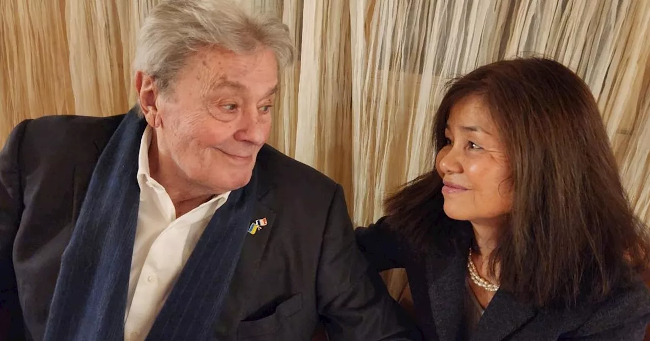 Mort d’Alain Delon: «Ses enfants ne m'ont même pas permis de lui dire “Au revoir”», réagit Hiromi Rollin, la dame de l’ombre de l’acteur