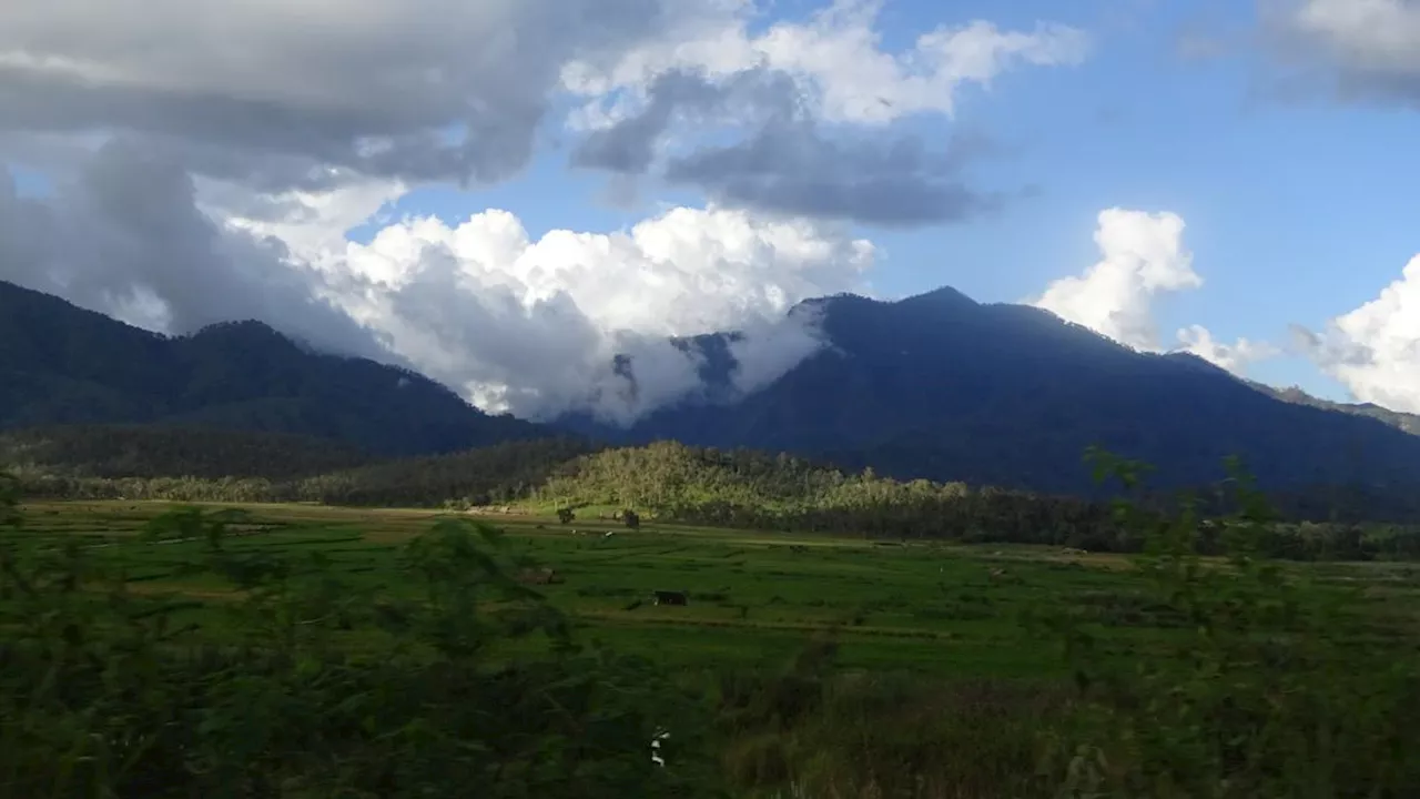 6 Fakta Menarik Gunung Dola Koyakoya yang Menjadi Titik Tertinggi di Pulau Alor NTT