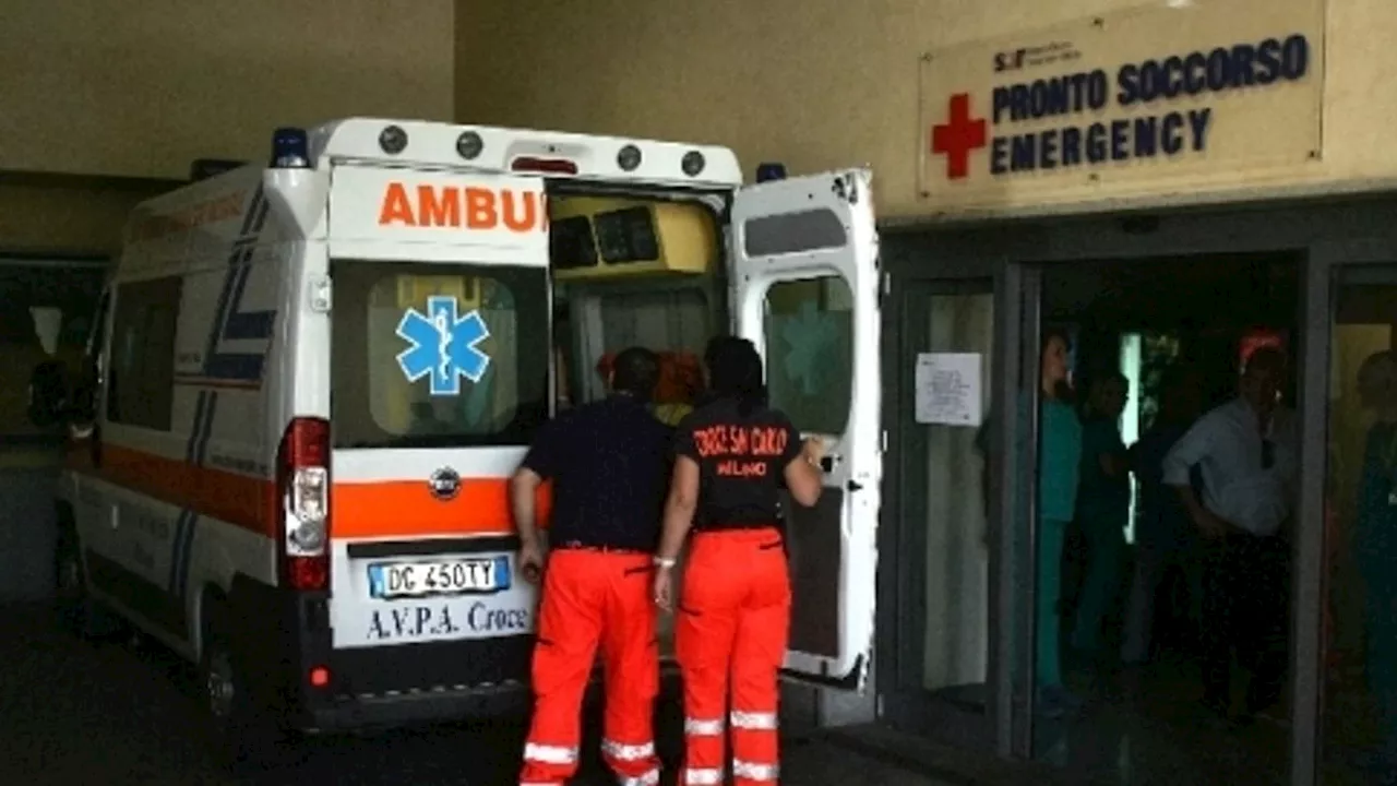 Collegno (Torino), 80enne spara alla moglie in strada e poi si suicida