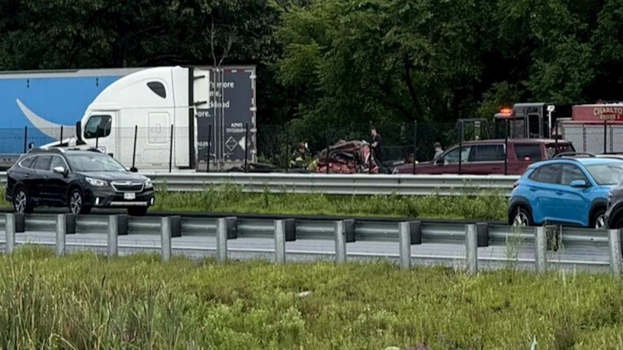 Mass. Pike closes in Charlton due to multiple crashes