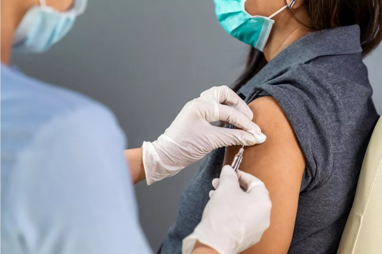 State COVID-19 vaccine mandates increased vaccine uptake among healthcare workers in 2021