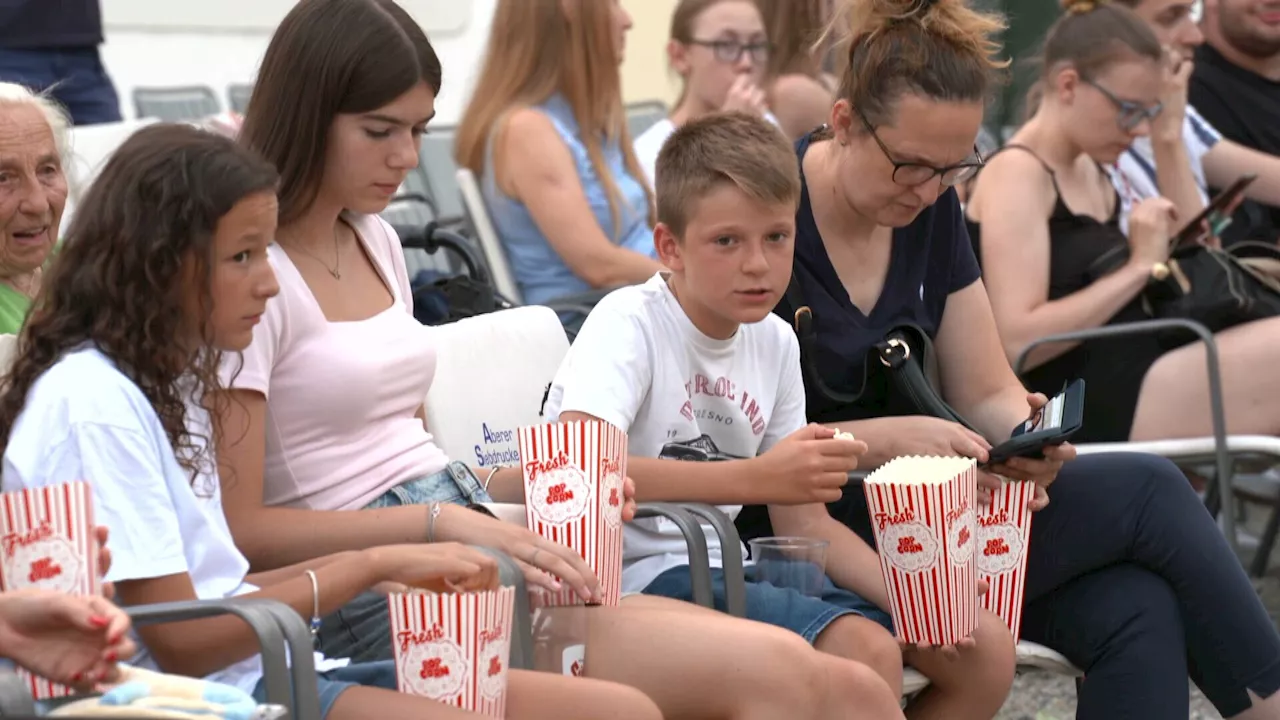 Schwechater Sommerkino begeistert Jung und Alt