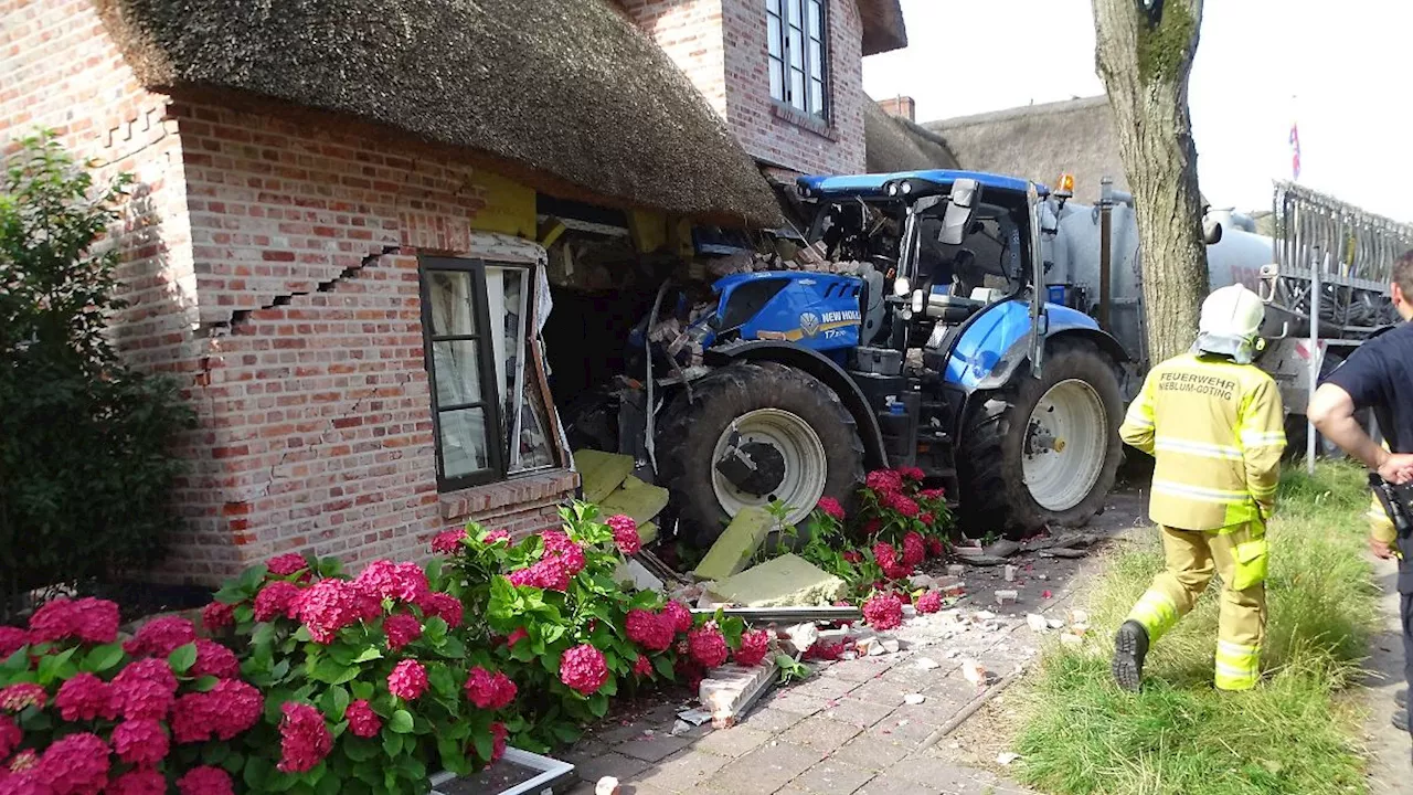 Hamburg & Schleswig-Holstein: Bewusstlos wegen Gülle - Landwirt fährt gegen Hauswand