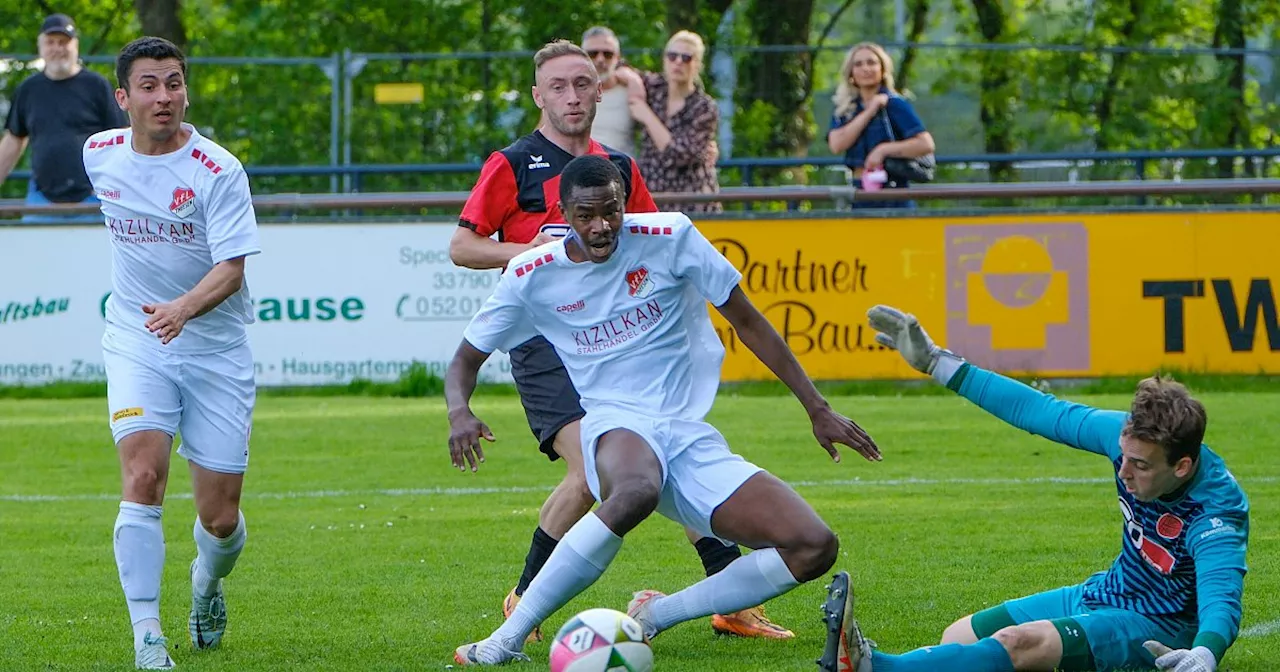 Theesens Fußballer in Schildesche gefordert