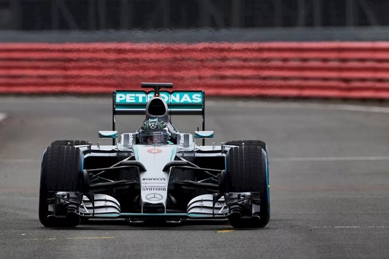 Mercedes: Erste Bilder vom neuen W06