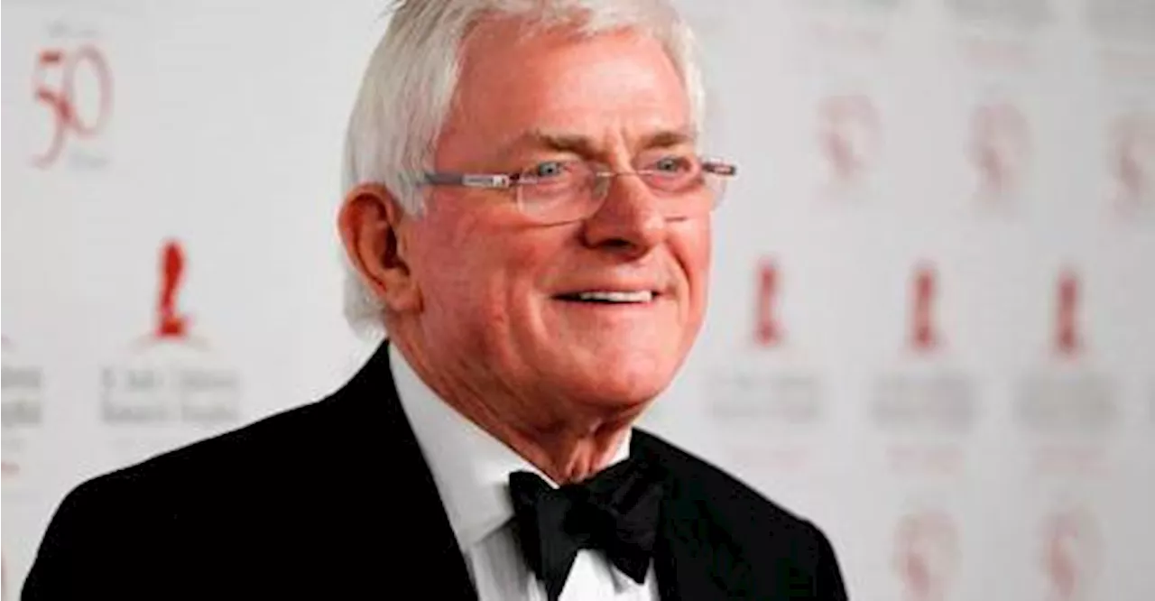 Phil Donahue, pioneer of the daytime talk show, dies at age 88