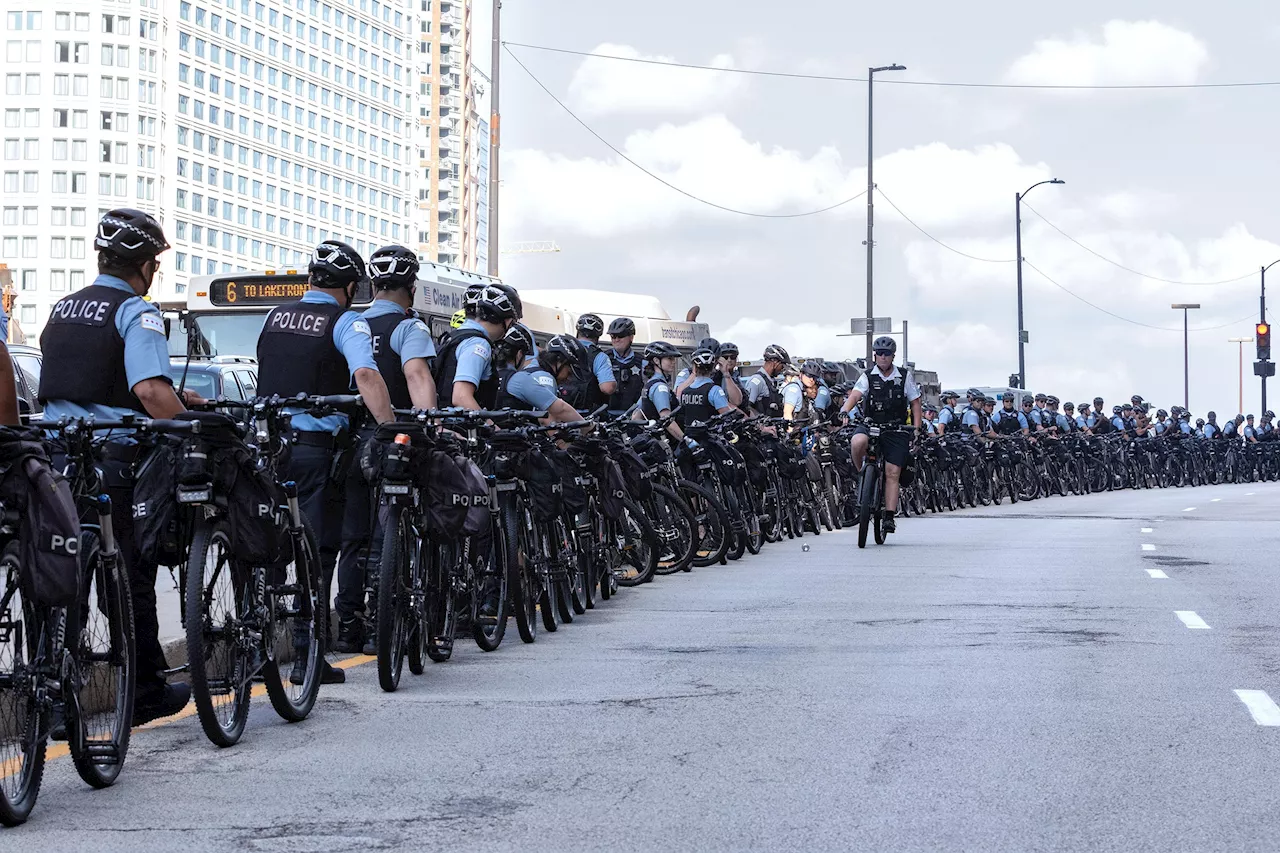 DNC Swarms With Police as Activists March for Palestine, Reproductive Rights