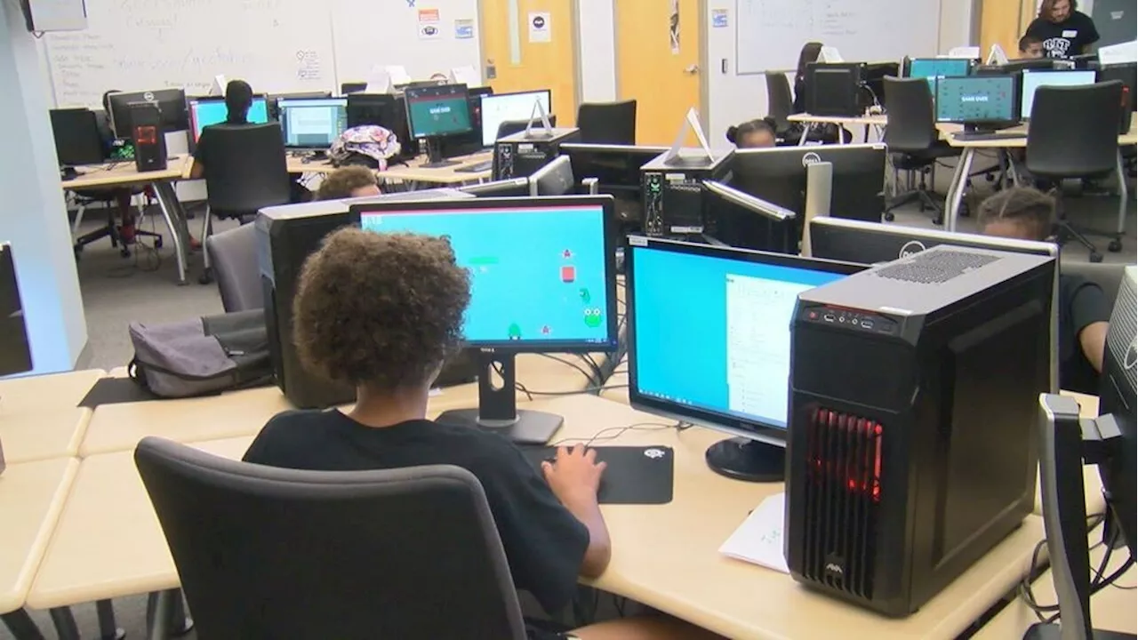 Young gamers at RIT summer camp receive free Chromebooks to hone skills