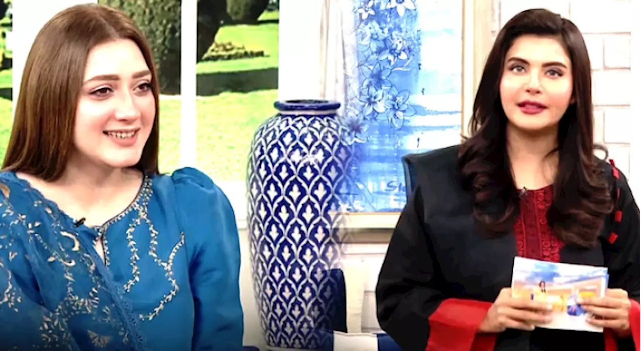 Nida Yasir in trouble for driving Momina Iqbal emotional in live show