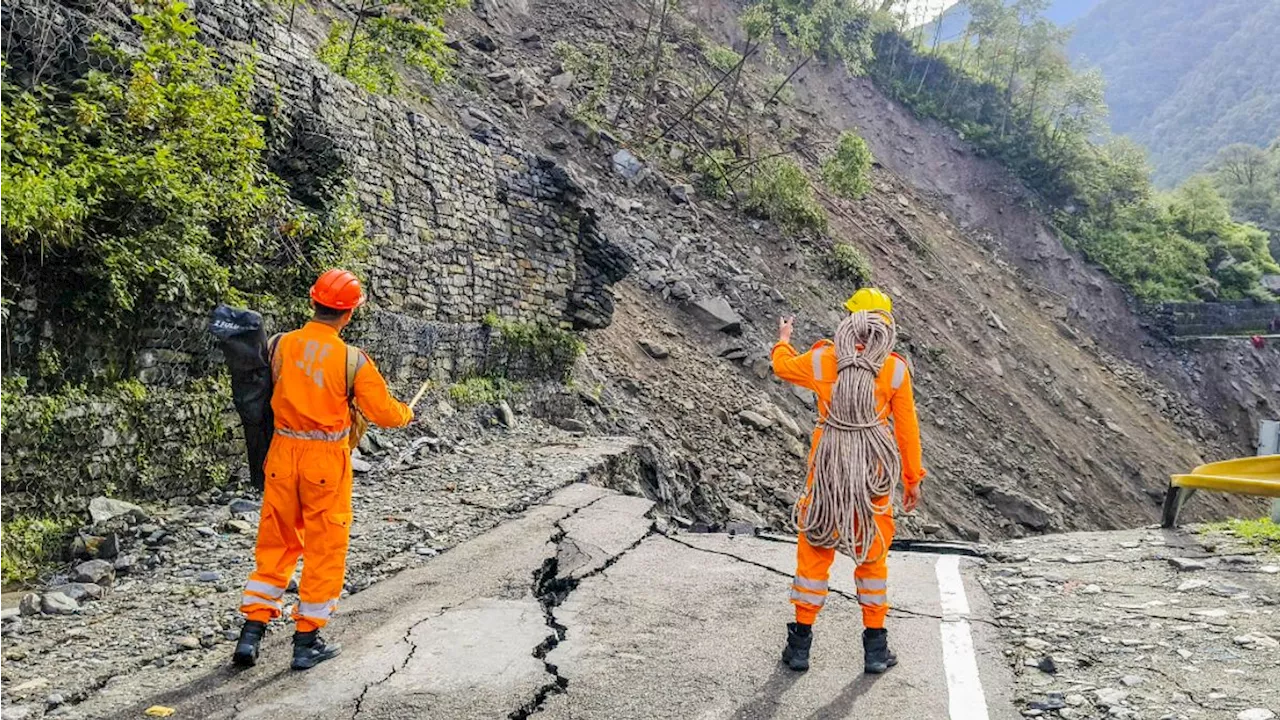 हिमाचल-उत्तराखंड लैंडस्लाइड में अब तक 19 लोगों की मौत, युद्ध स्तर पर चल रहा रेस्क्यू ऑपरेशन