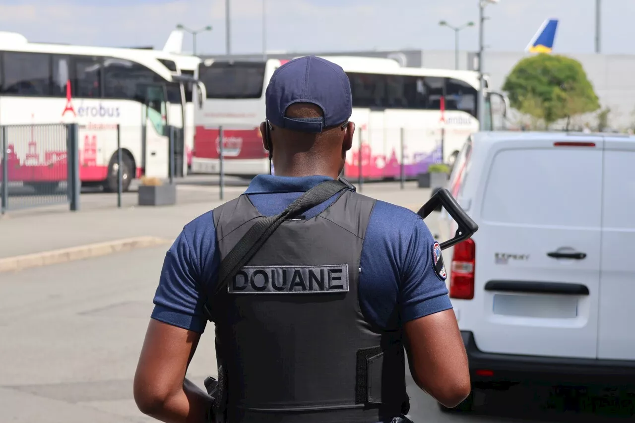 Déjà des saisies folles pour la nouvelle brigade de douanes de l'aéroport de Beauvais