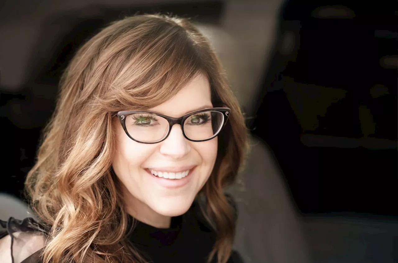 Lisa Loeb to Keynote Guild of Music Supervisors’ 2024 State of Music in Media Conference