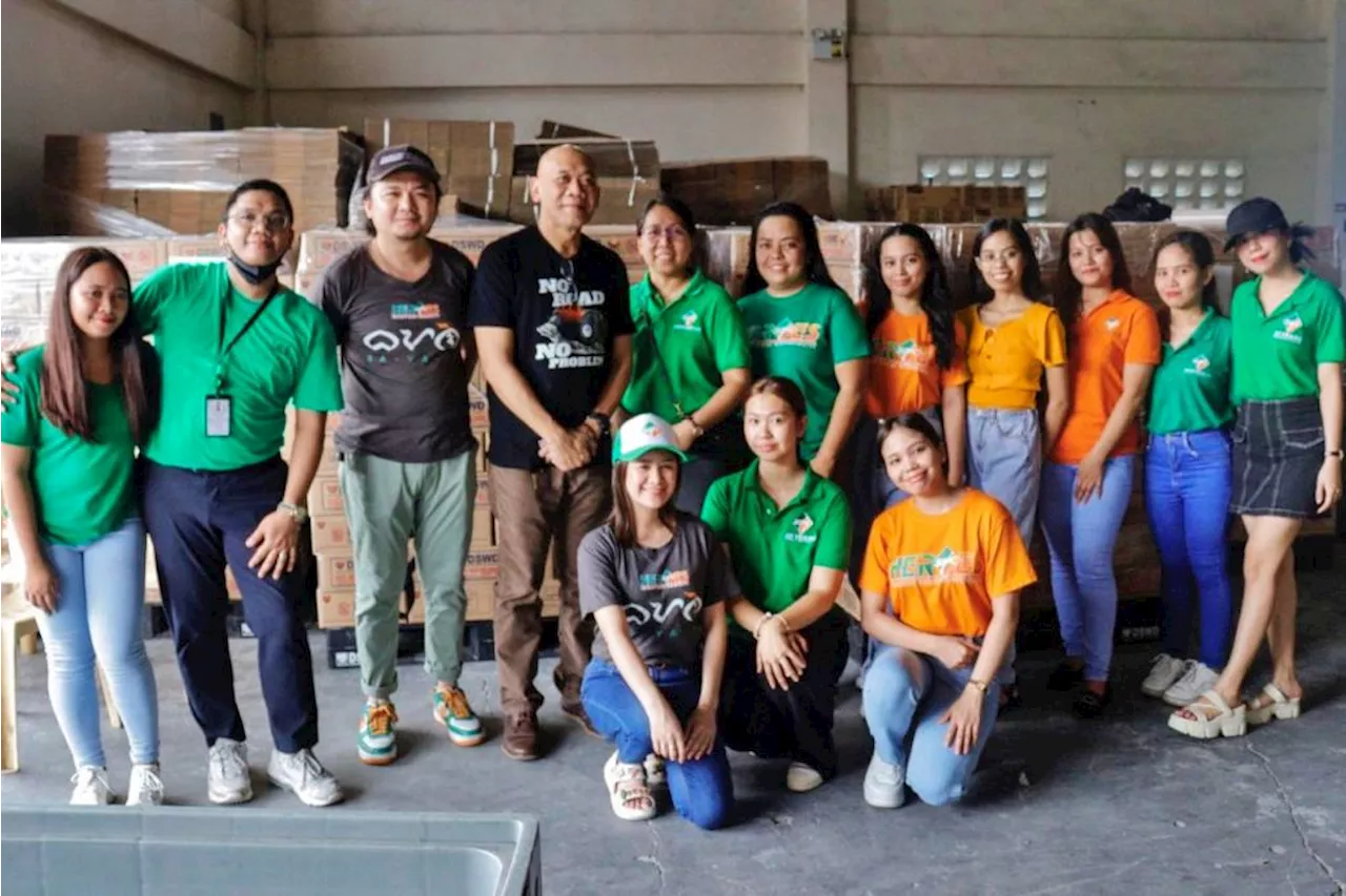 SAFC Heroes in Action: A unified force repacking relief goods for Typhoon Carina evacuees