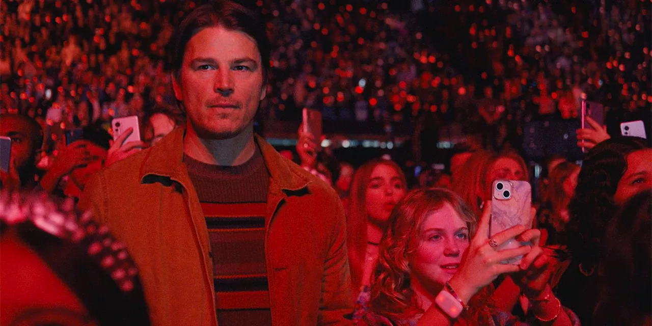 Can Josh Hartnett Escape M. Night Shyamalan’s Latest?