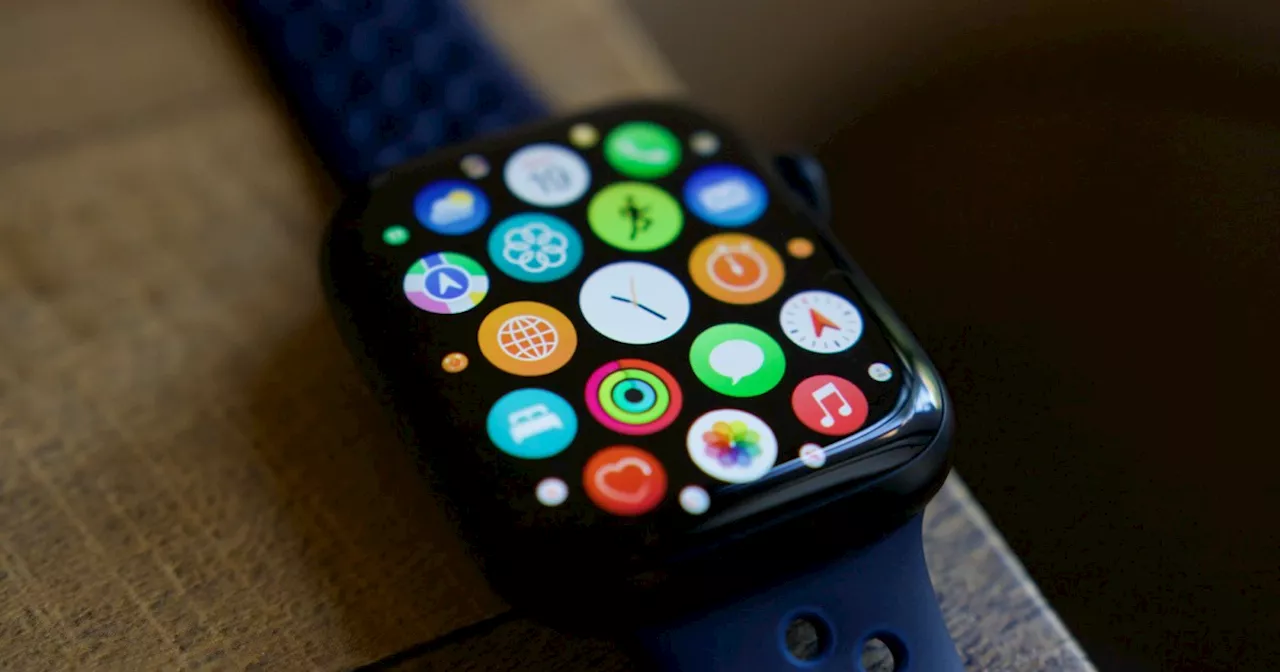 This Apple Watch 8 deal cuts the price by $100