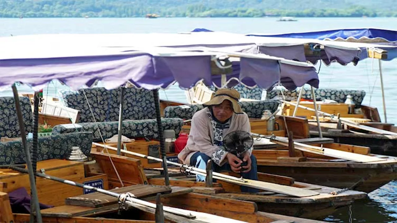 Hangzhou, Shanghai broil as extreme heat engulfs eastern China