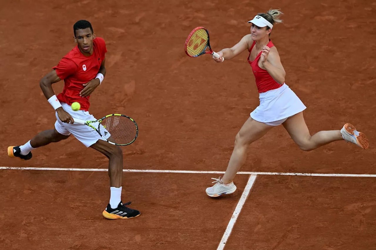 Canada’s Auger-Aliassime and Dabrowski win bronze in mixed-doubles tennis