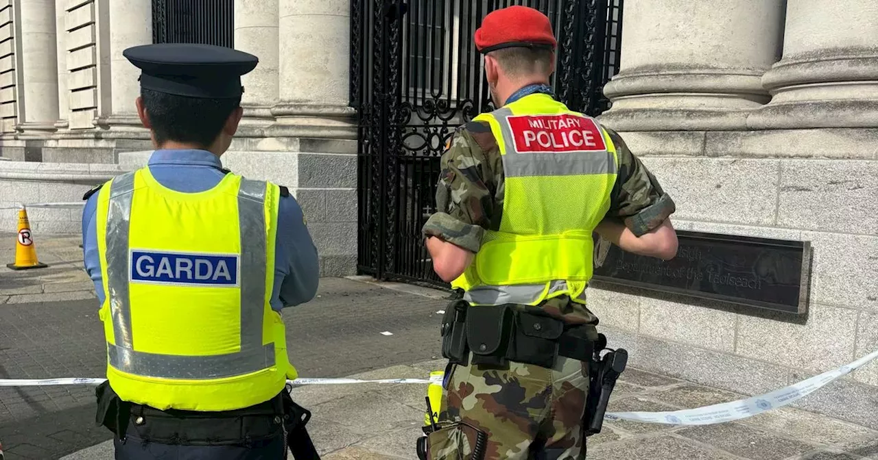 Gardai probe alleged threats to 'kill' as gates rammed at Dublin landmarks