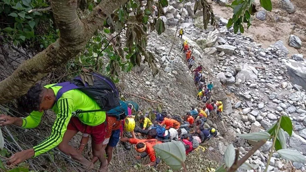 Kedarnath: 2013 जैसा मंजर था वह तो… जंगल को ओर जान बचाकर भागे यात्रियों ने सुनाई आपबीती