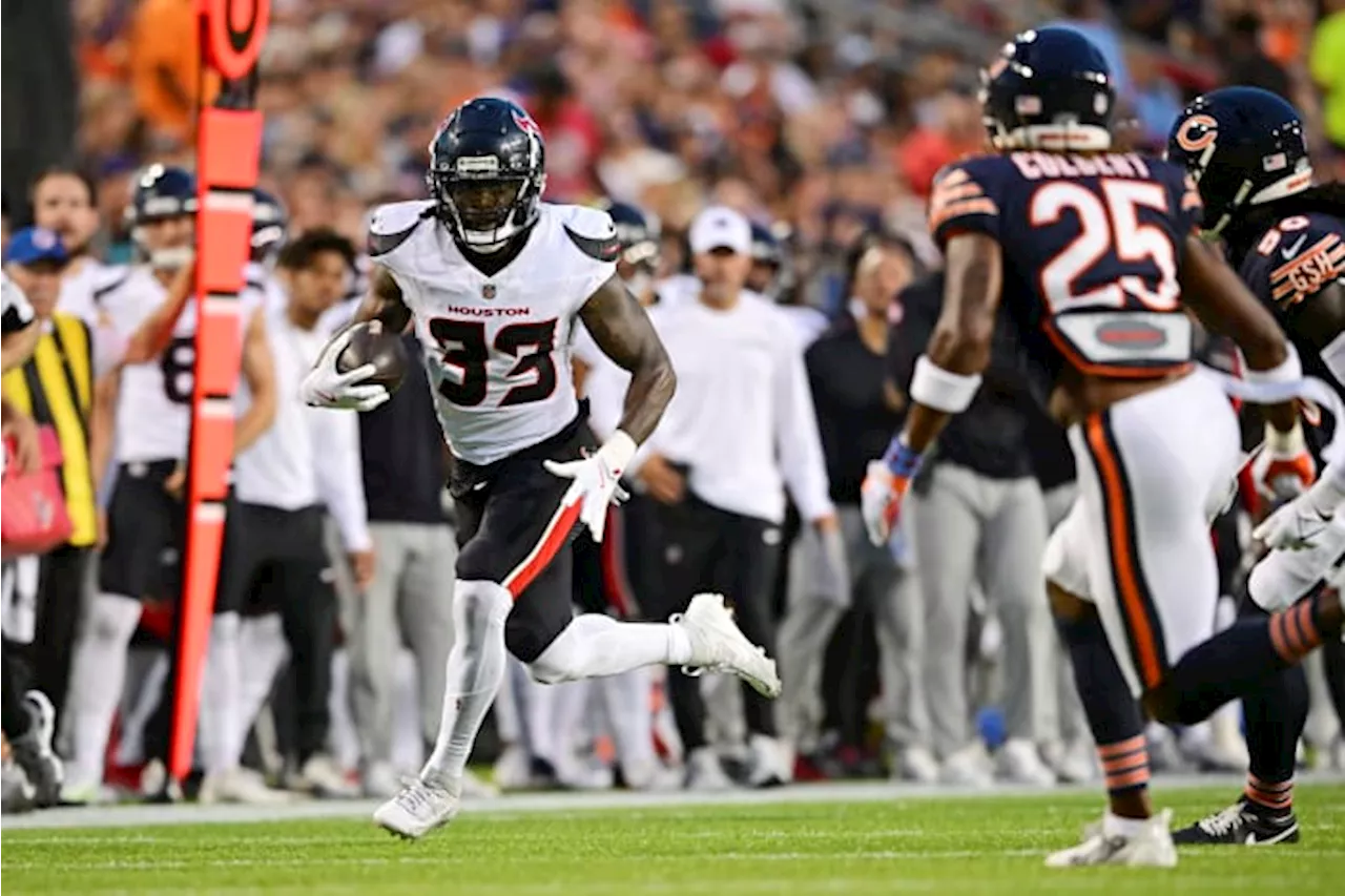 Brett Rypien throws 3 TD passes, leads the Bears to a 21-17 storm-shortened victory over the Texans