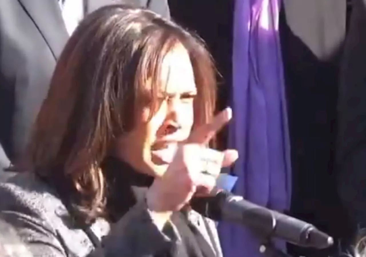 “How Dare We Speak Merry Christmas. How Dare We?” – Enraged Kamala 2017