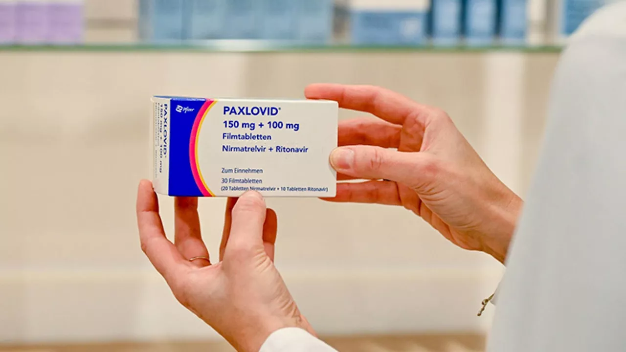 Cofepris autoriza el Paxlovid, medicamento contra el covid-19; comenzará su venta