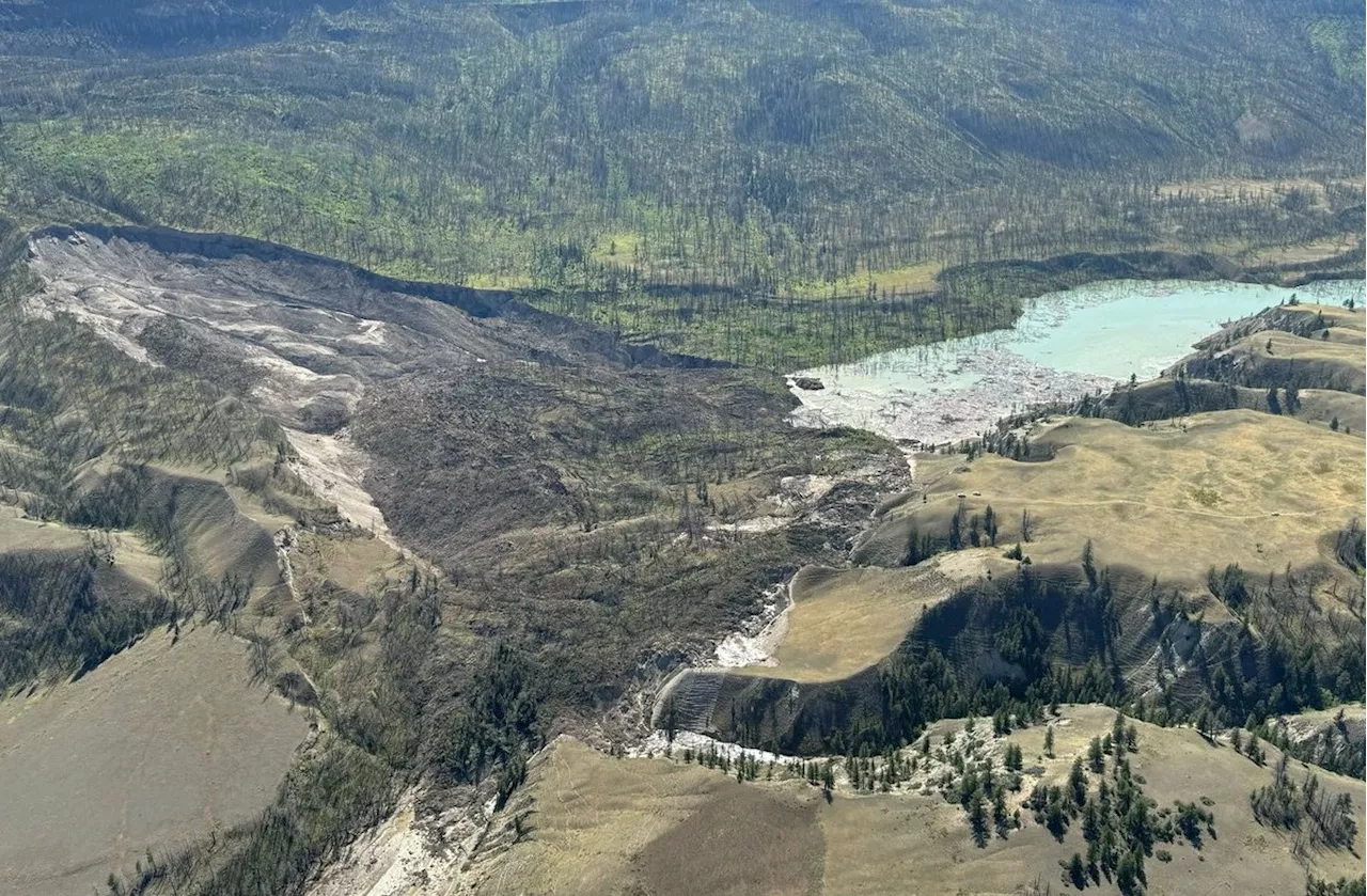 Water building behind B.C. slide appears to have doubled in size: First Nation chief