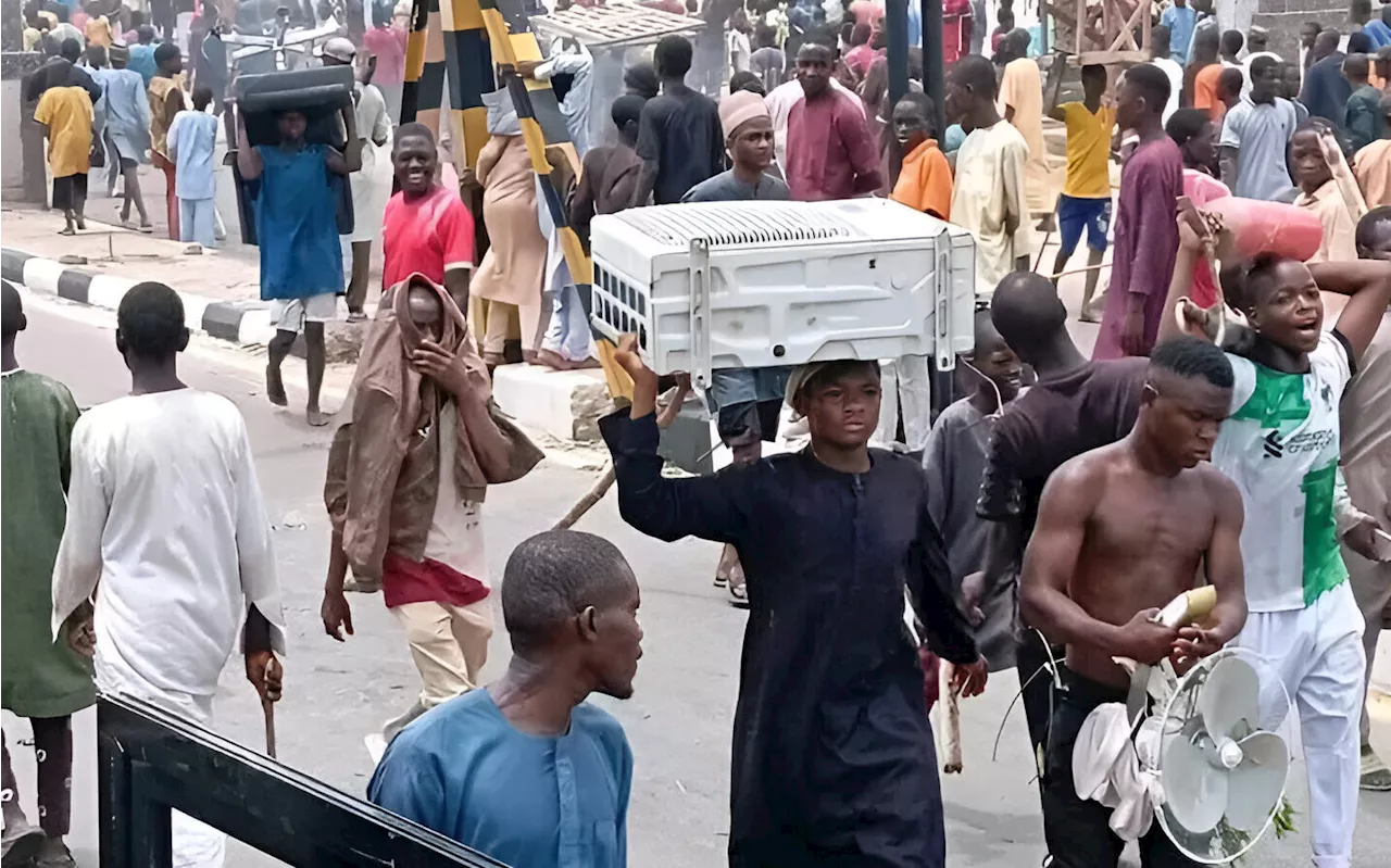 Emir Sanusi urges end to protests after violence, deaths in Kano