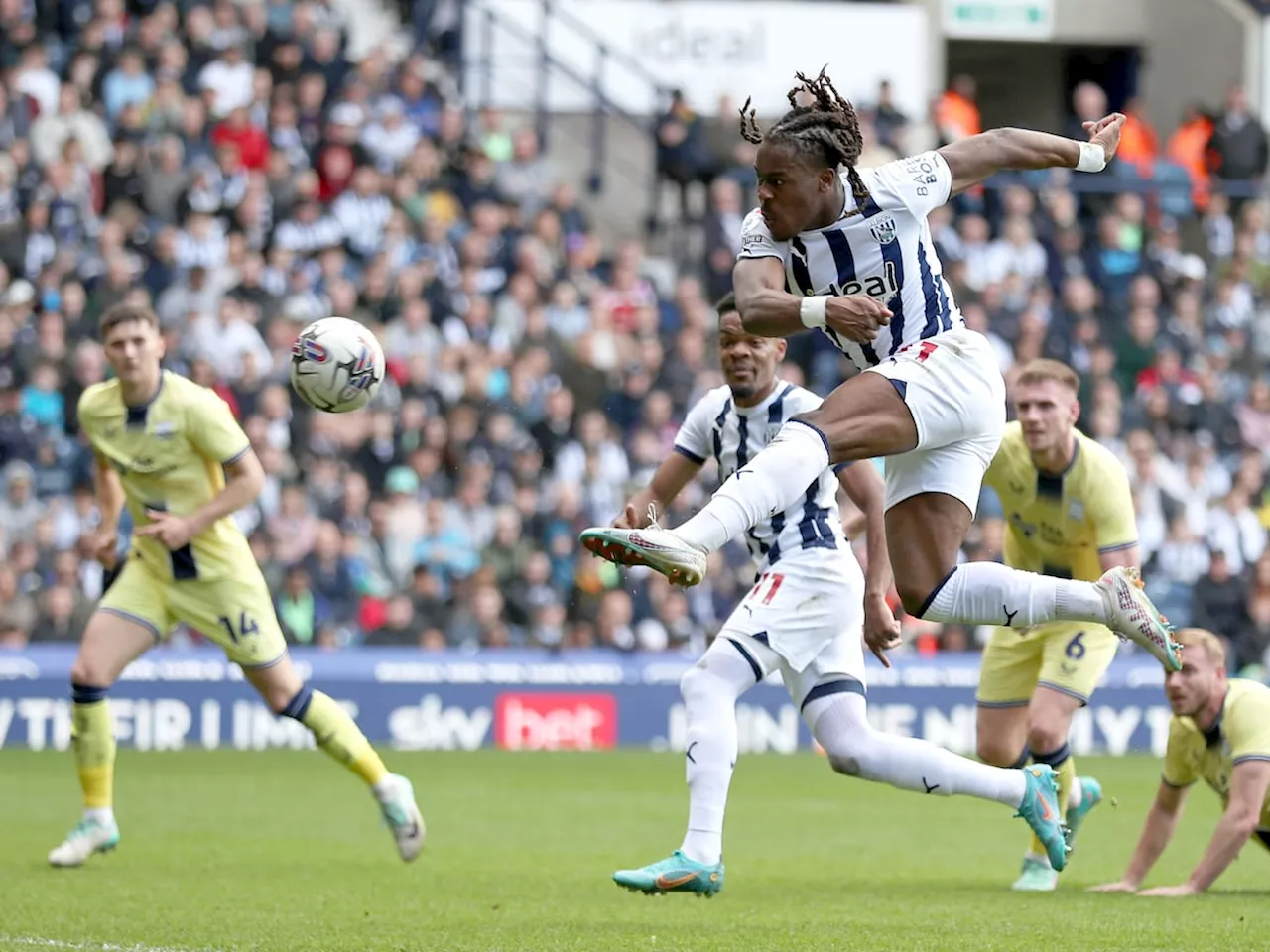 Brandon Thomas-Asante issues message after West Brom departure confirmed