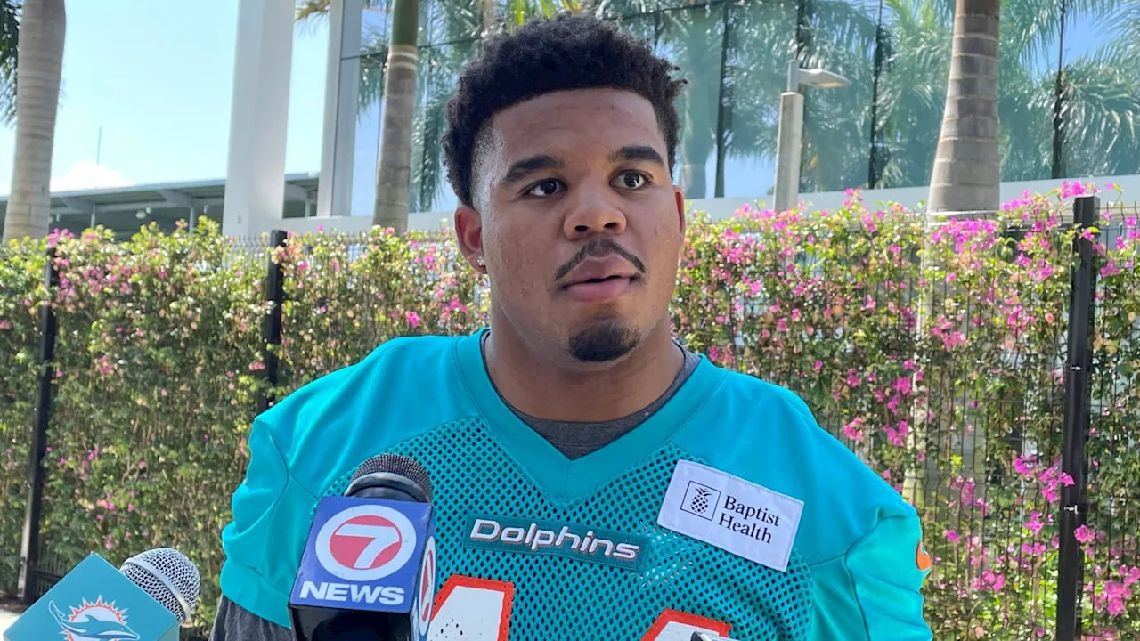 Miami Dolphins Rookie Chop Robinson Impressing in First Training Camp