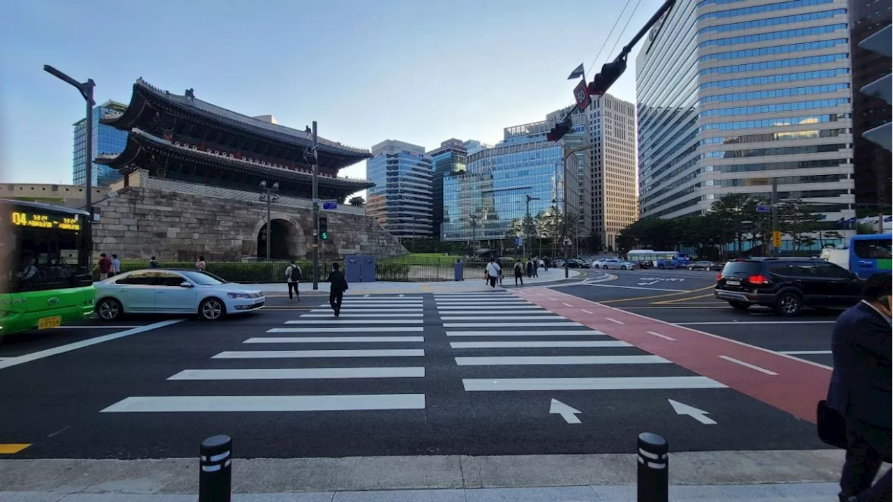 Woman stabbed to death in central Seoul, suspect caught